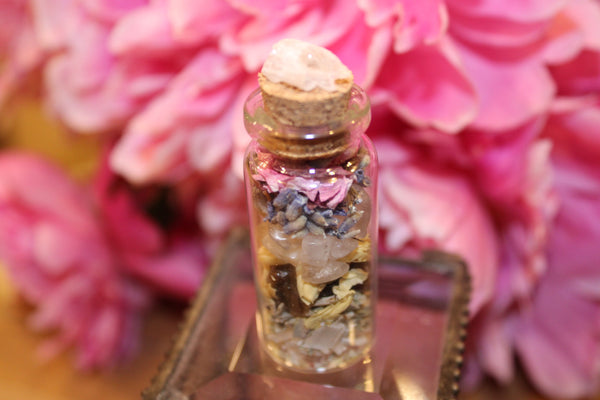 Full Moon Spell Bottle|Full Moon Spell Jar|Mini Spell Bottle|Witch Bottle|Witch Jar|Intention Jar|Intention Bottle|Manifestation Jar|Crystal