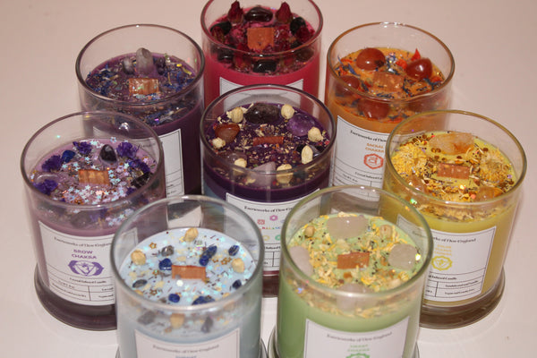 Heart Chakra Crystal Candle|Chakras|Crystal Candle|Soy Wax|Vegan|Natural|Cruelty Free|Crystal Healing|Self Care|Meditation|Crystal Candles