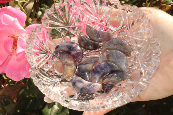 Fluorite Crescent Moon Carving|Crystal Moon|Crystal Moon Carving|Crescent Moon|Fluorite Crescent Moon|Fluorite Crystal Moon|Fluorite Moon