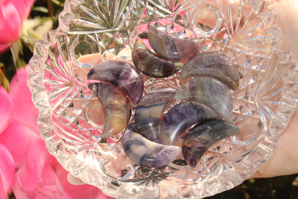 Fluorite Crescent Moon Carving|Crystal Moon|Crystal Moon Carving|Crescent Moon|Fluorite Crescent Moon|Fluorite Crystal Moon|Fluorite Moon