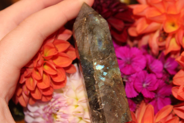 Labradorite Tower|Crystal Tower|Labradorite Crystal Tower|Labradorite Tower|Flashy Labradorite|Crystal Towers|Labradorite|3 Inch Tower