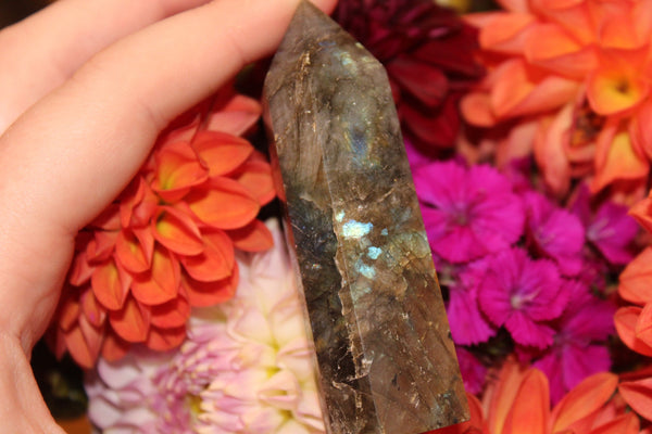 Labradorite Tower|Crystal Tower|Labradorite Crystal Tower|Labradorite Tower|Flashy Labradorite|Crystal Towers|Labradorite|3 Inch Tower