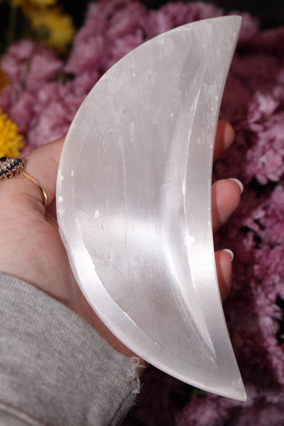 Selenite Moon Bowl|Crystal Bowl|Moon Shaped Bowl|Crystal Moon Bowl|Selenite Moon|Crystal Bowls|Selenite