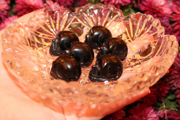 Black Obsidian Crystal Skull|Crystal Skull|2 CM Crystal Skull|Black Obsidian Crystal Skull Carving|Black Obsidian Crystal Skulls|Obsidian
