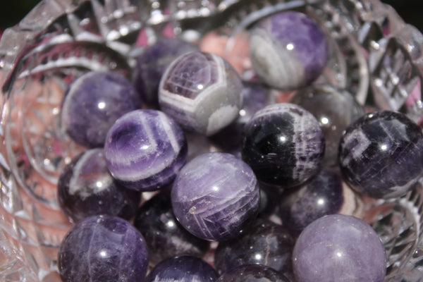 Chevron Amethyst Sphere|15MM Crystal Sphere|Crystal Sphere|Amethyst Sphere|Chevron Amethyst|Dream Amethyst|Crystal Spheres|Amethyst Sphere