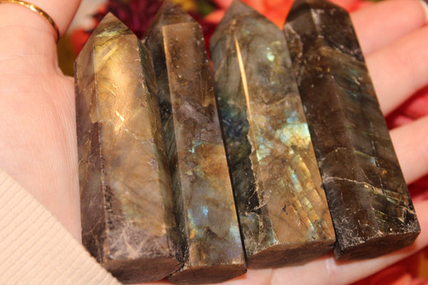Labradorite Tower|Crystal Tower|Labradorite Crystal Tower|Labradorite Tower|Flashy Labradorite|Crystal Towers|Labradorite|3 Inch Tower