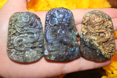 Labradorite Dragon Carving|Dragon Carving|Crystal Carving|Dragon Crystal Carving|Crystal Dragon|Labradorite Dragon|Labradorite Carving